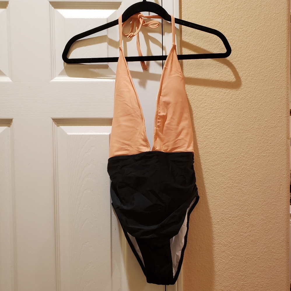 One piece bathing suit